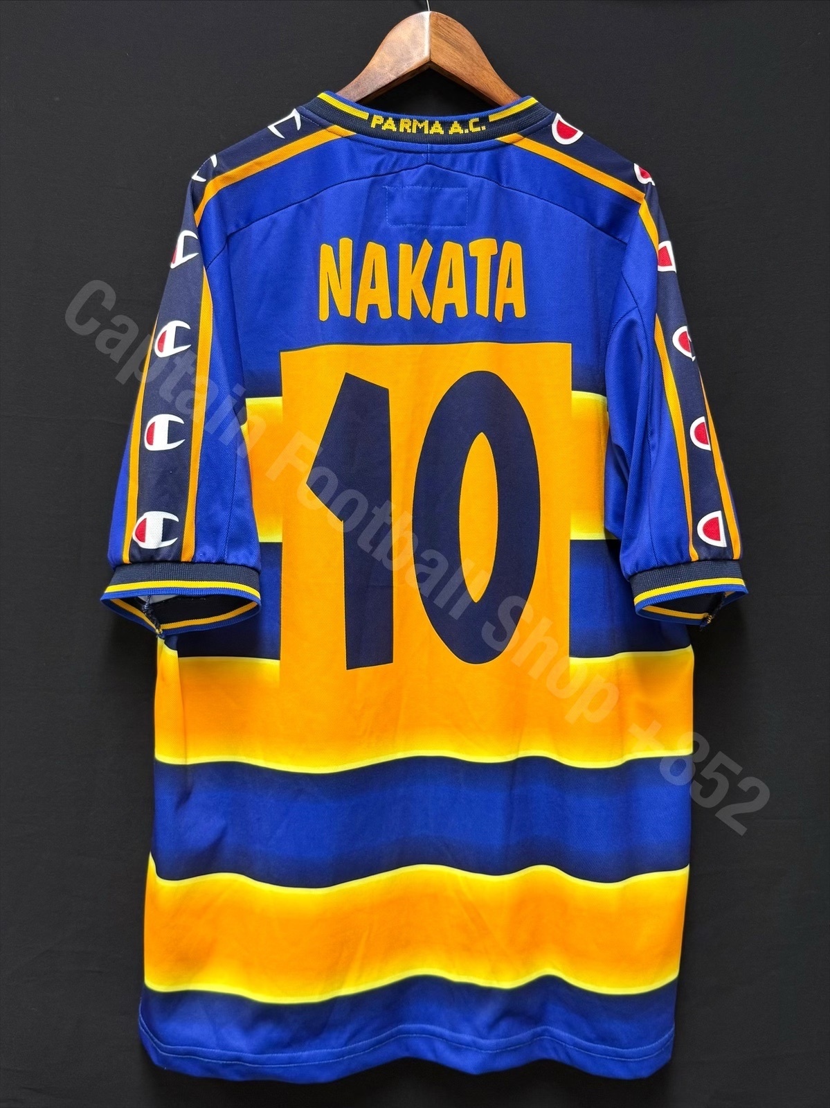 Parma 2001-2002 Champion Home Shirt #10 NAKATA