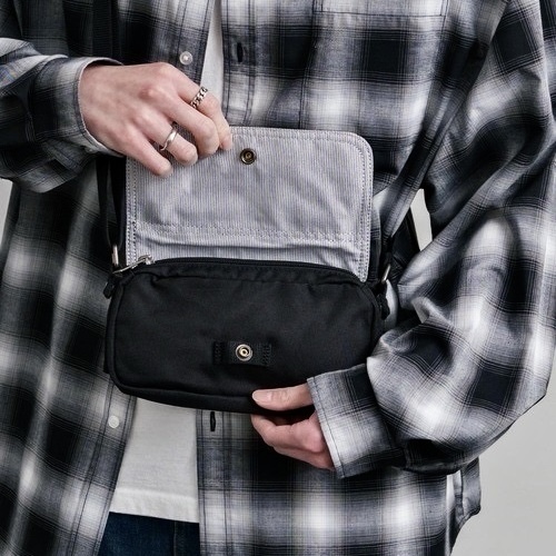 CARHARTT 黑色 卡哈特 斜背 單肩包 LOGO小標 工裝風 休閒 男女款