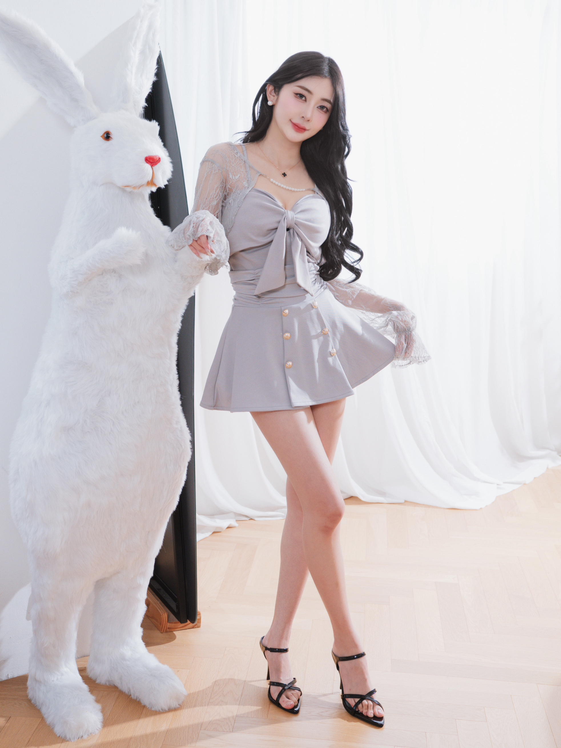 🤍蕾絲罩衫＋蝴蝶結背心＋褲裙三件式（淺灰色均碼）