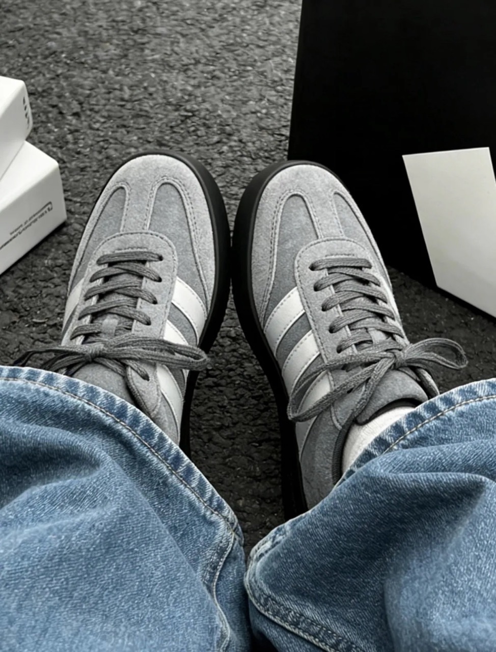 ADIDAS BARREDA 煙灰 黑灰 炭灰 銀色 銀灰 德訓鞋 男女鞋 KH6999 / 預購