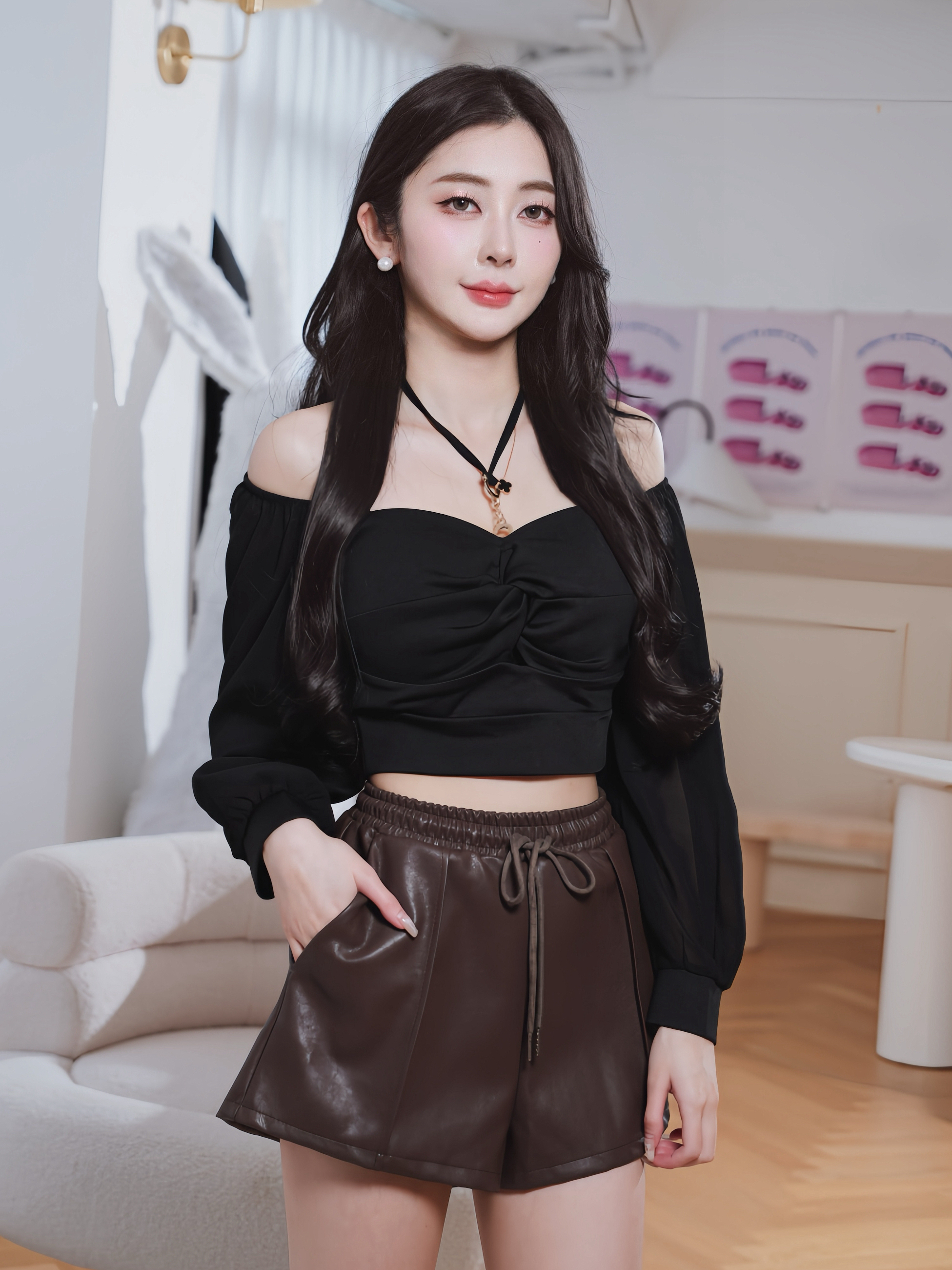 🤍一字領扣環扭結上衣（黑色均碼）