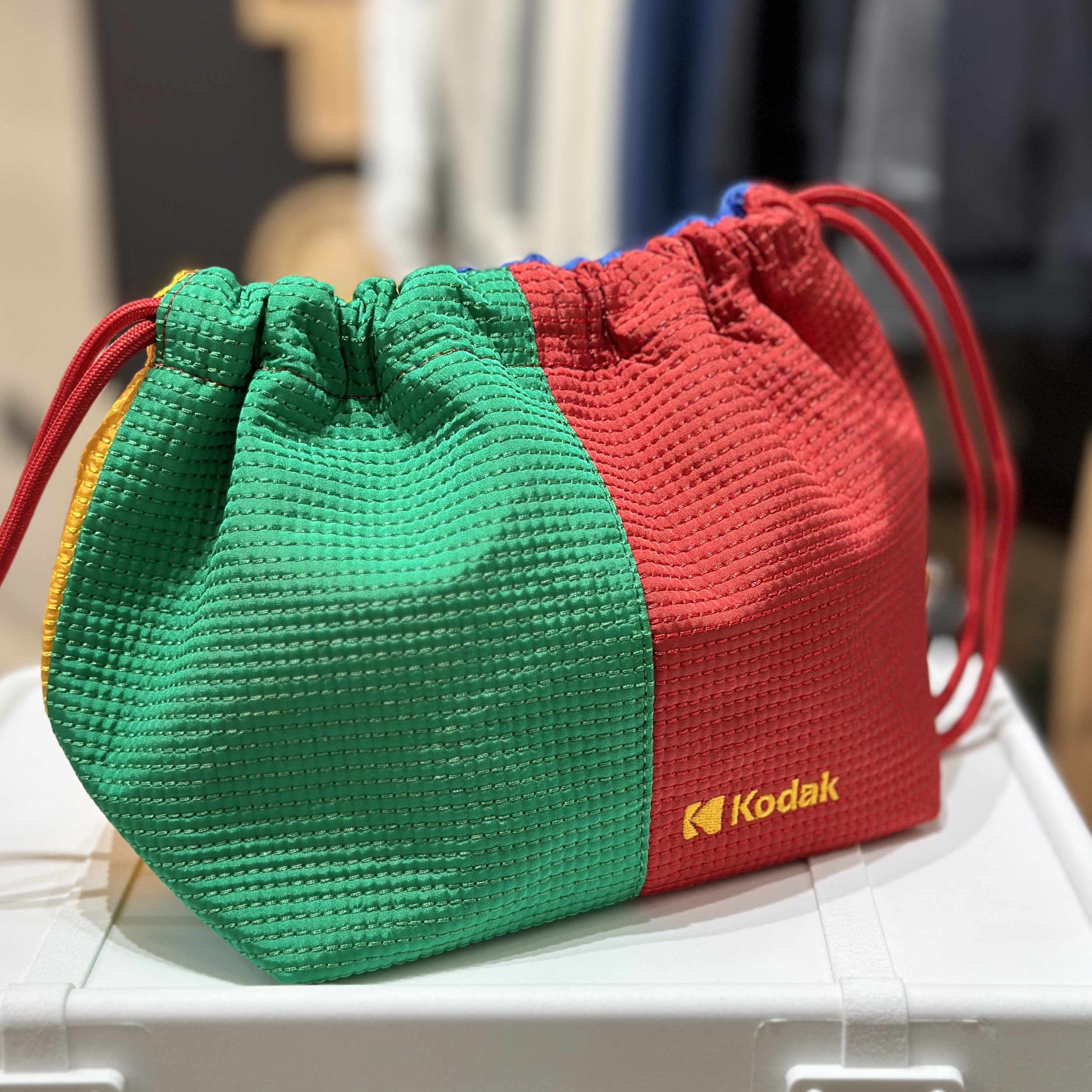 【現貨】Kodak 柯達 拼色 束口袋 收納包 化妝包 K5343XAC74