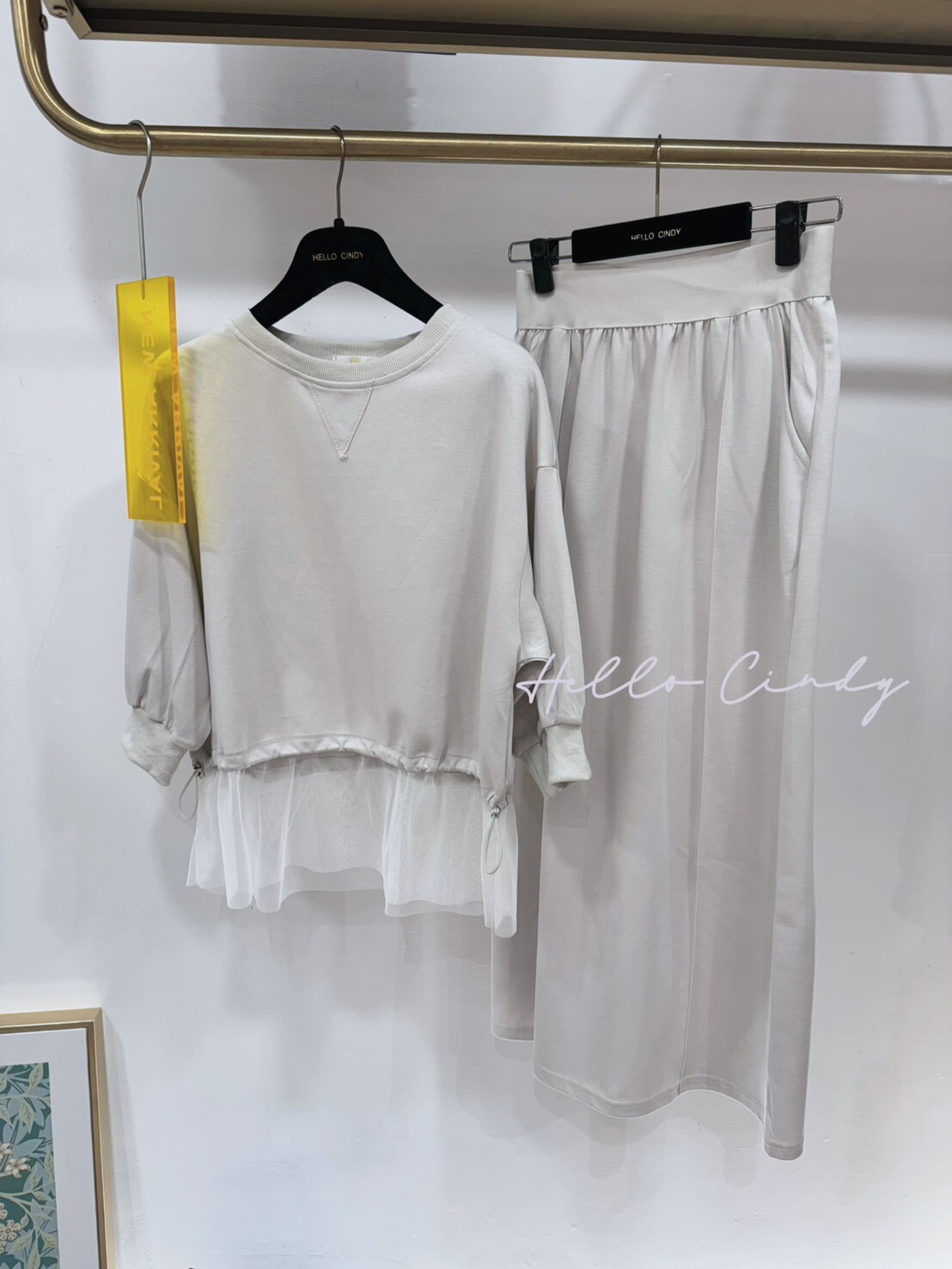 B02069 甜美又顯瘦的下網紗上衣+鉛筆裙套裝組