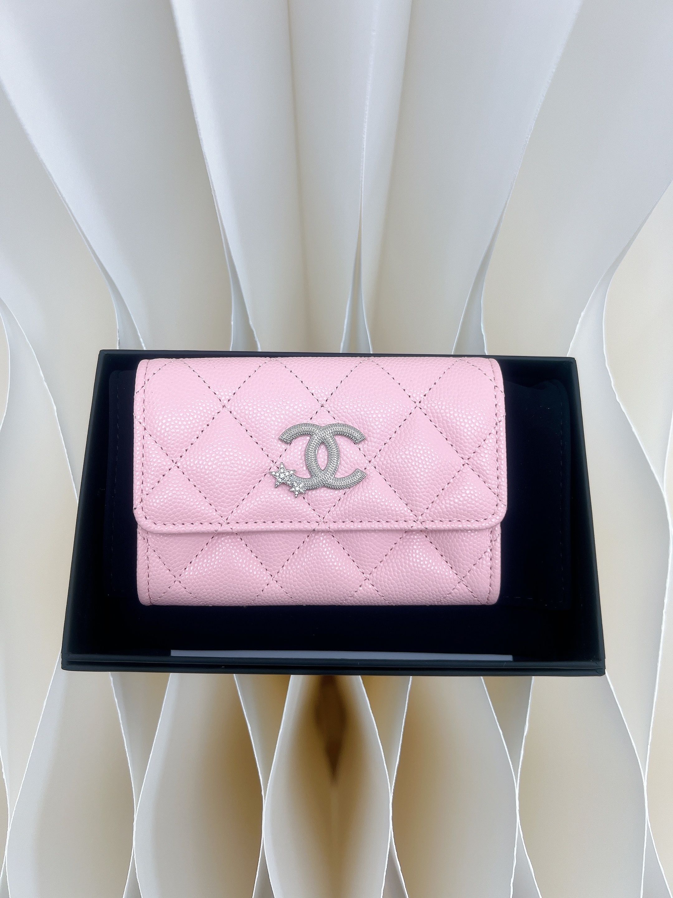 *Unused* Chanel star logo card holder / wallet (pink caviar/ silver)