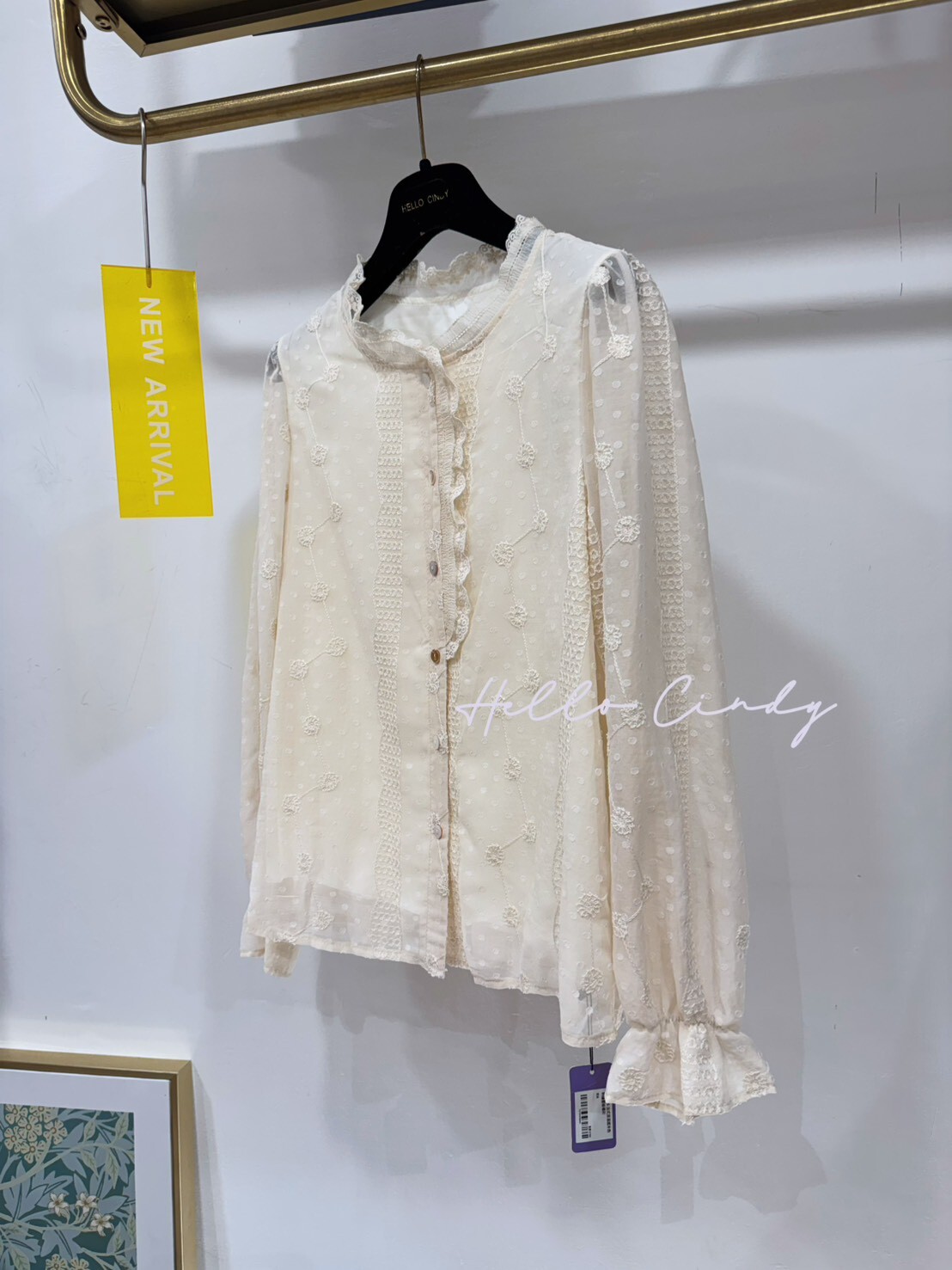 B02066 法式浪漫感米色刺繡蕾絲襯衫