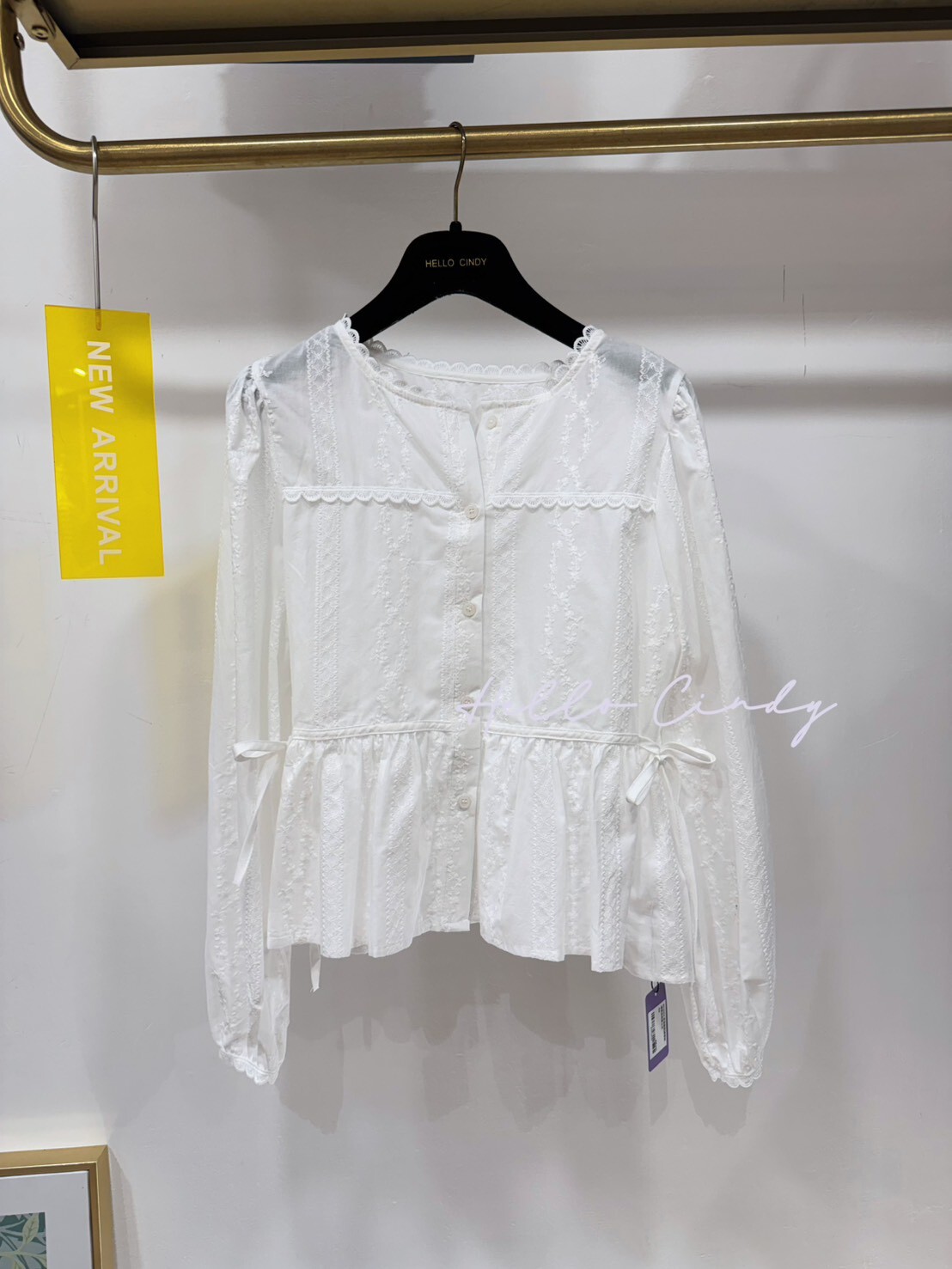 B02064 浪漫感側綁帶刺繡蕾絲棉麻上衣