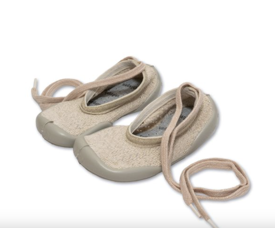 (預購) COLLEGIEN 繫帶平底芭蕾舞鞋 Lace-up Sable