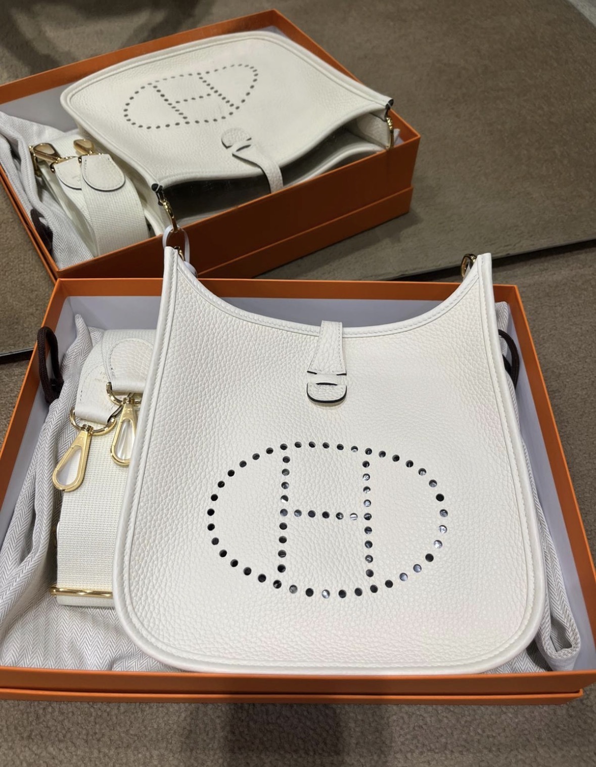 Evelyne 23 S0 cream cc tc G