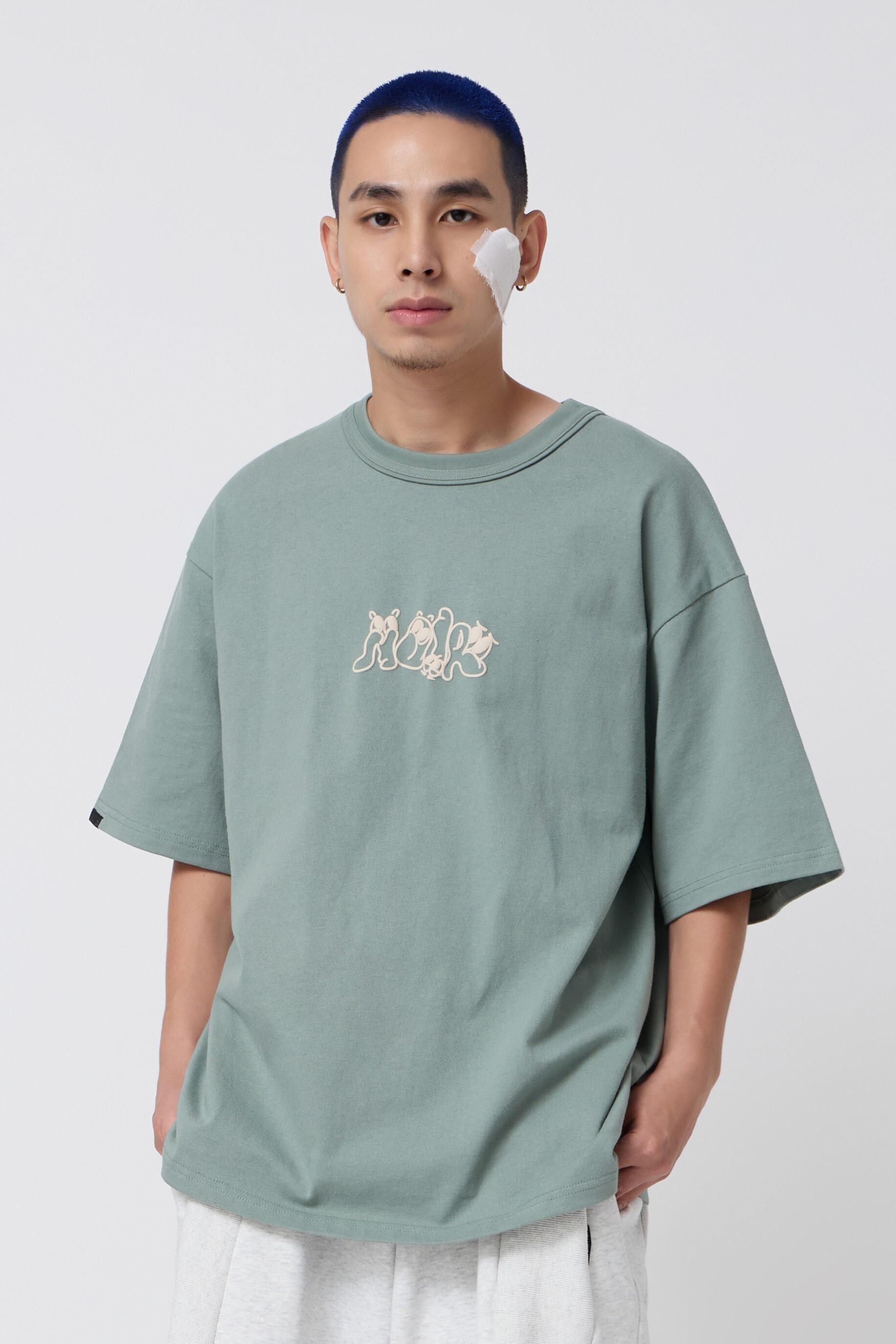 NOIR 漂浮字體短Tee