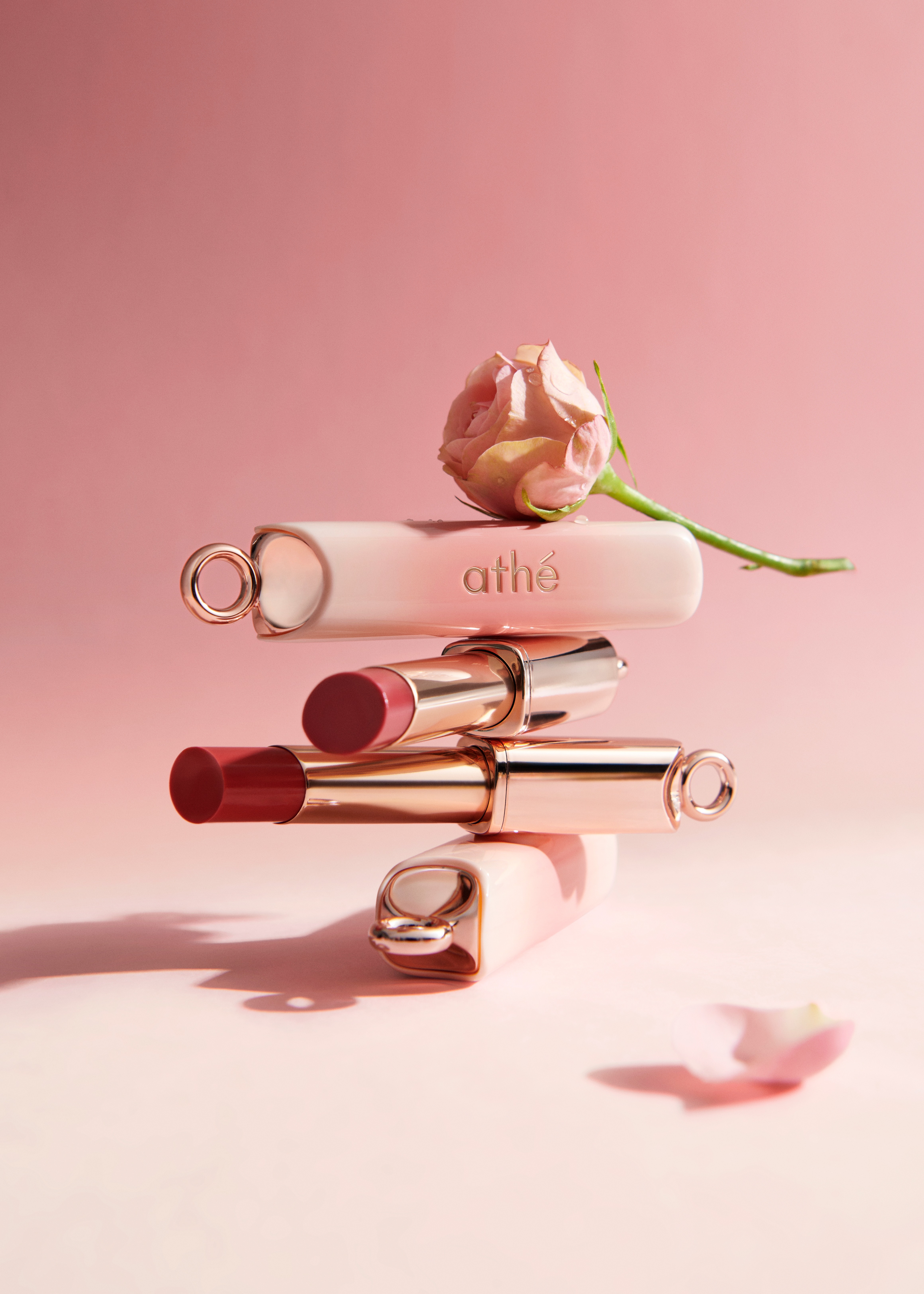 ATHE 水潤唇彩潤唇膏| 觸唇即融 x 晶瑩光潤 x 持久滋潤