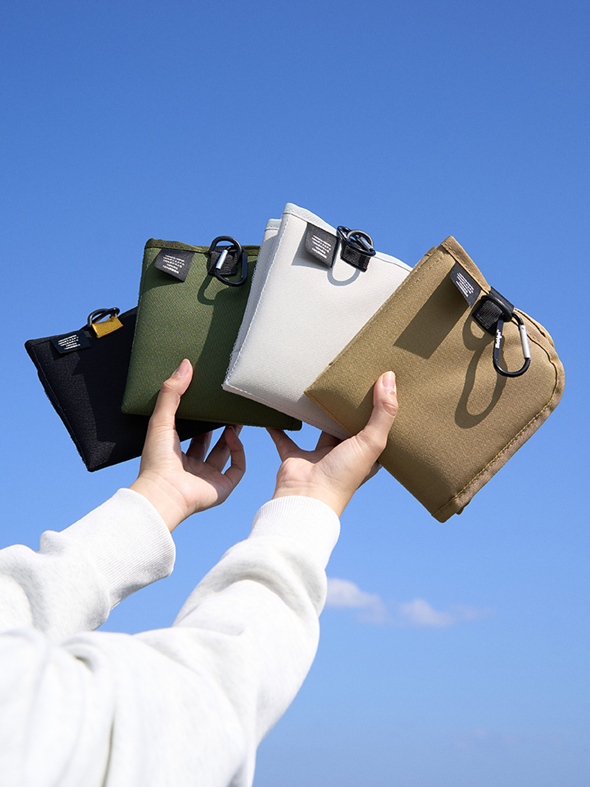 SLOTHFUL 隨行摺疊坐墊