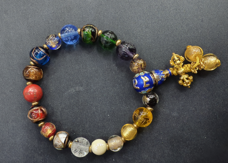 金色紋理彩色手鍊