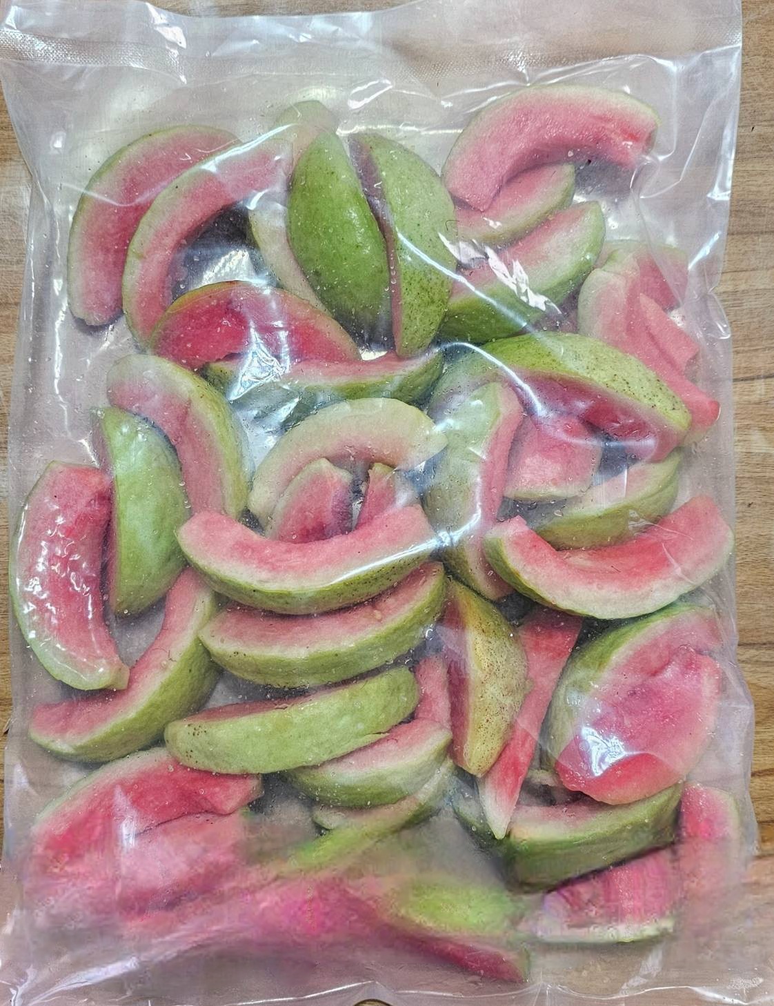 紅心芭樂 (冷凍切塊)｜台灣產地