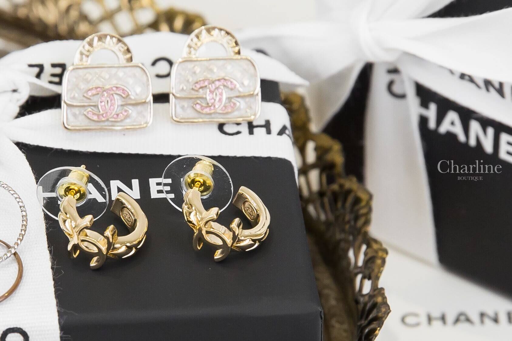 Chanel Hoop Earrings 金色CC菱格紋圓圈耳環
