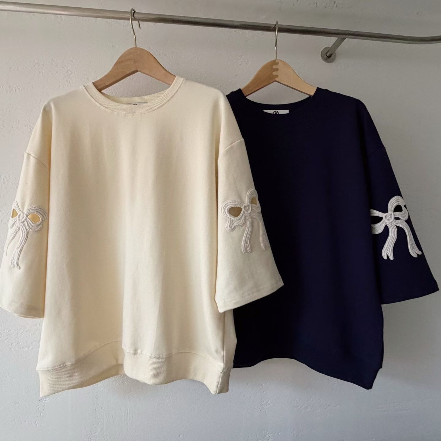 韓國手袖立體蝴蝶top~147J