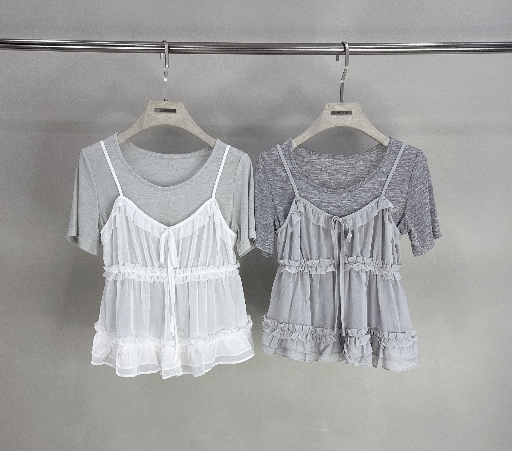 網紗蛋糕背心+素面短袖衣