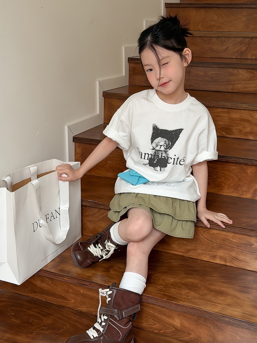 兩色日系貓貓寬鬆上衣