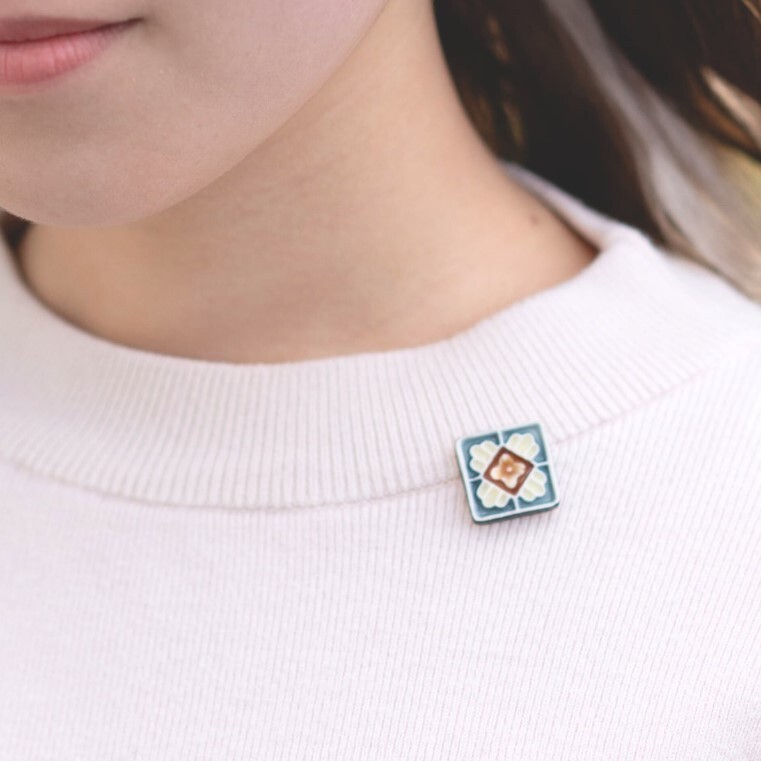 七窯社 - 手鞠 胸針