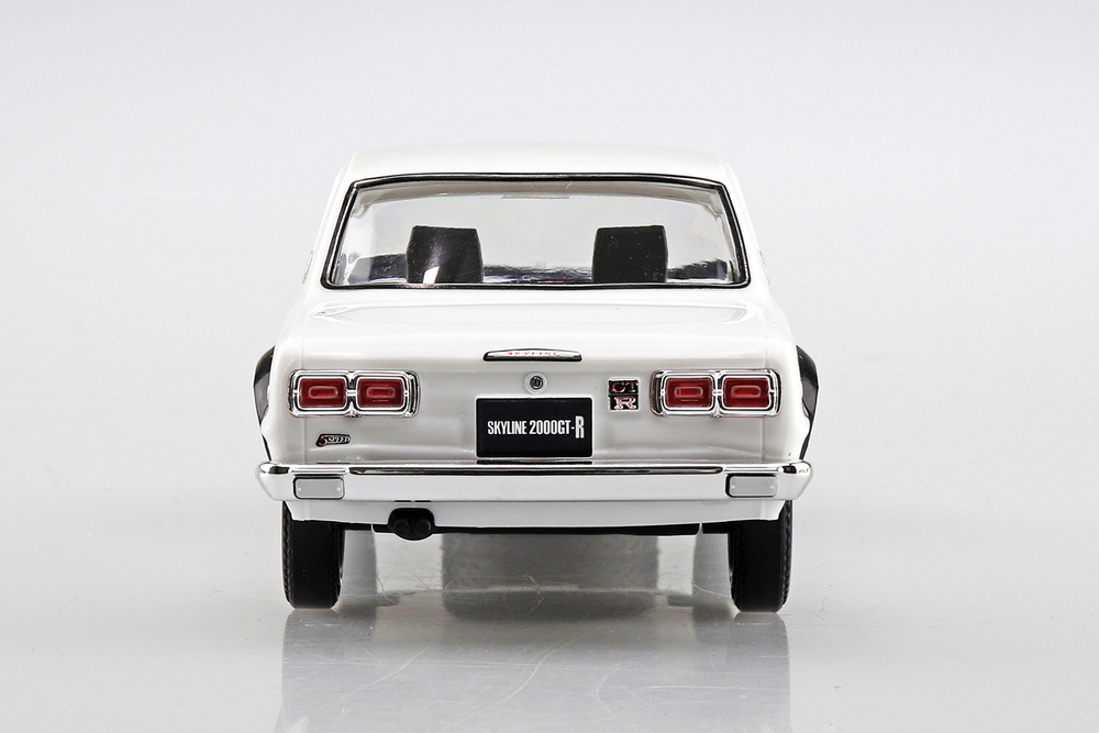AOSHIMA 塑膠模型套件 組裝套件 Nissan Skyline 2000GT-R（白色）09-B 比例 1/32