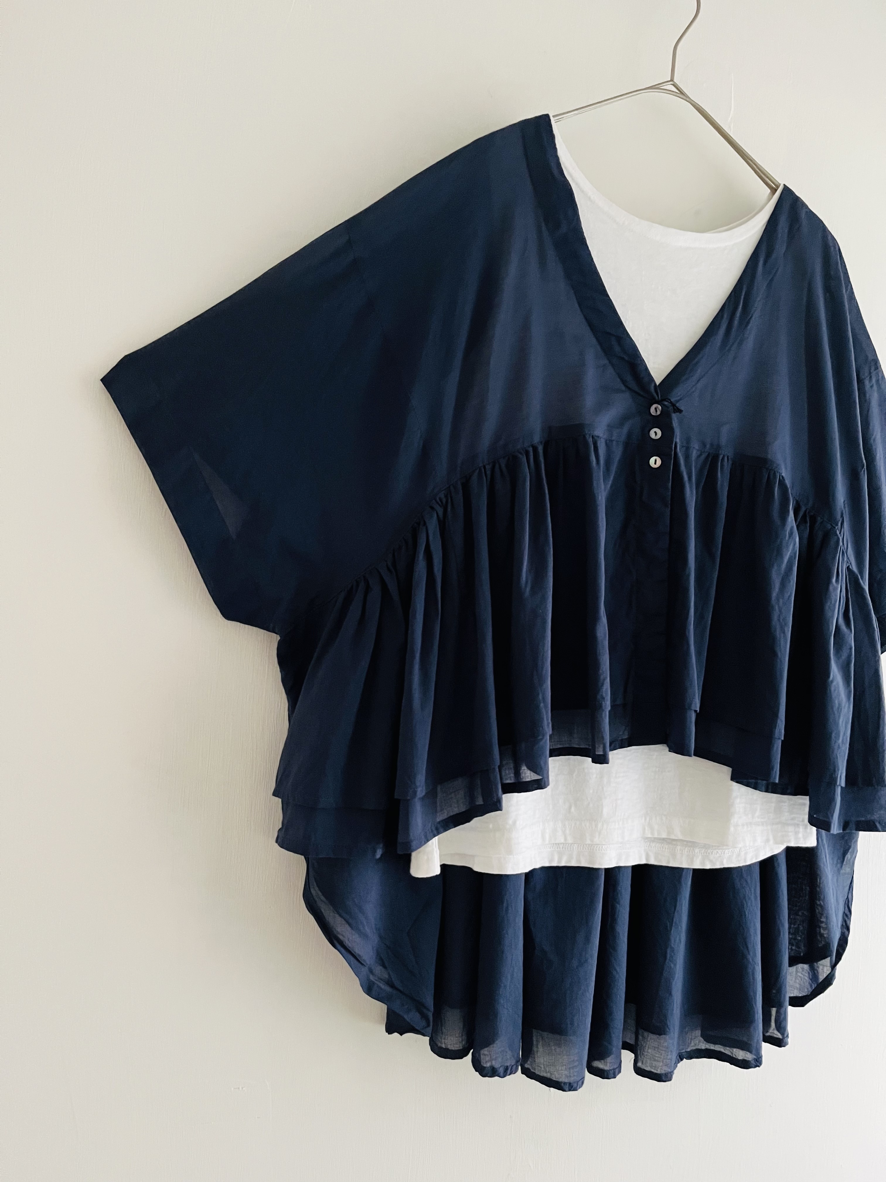 藍色V領層層疊top