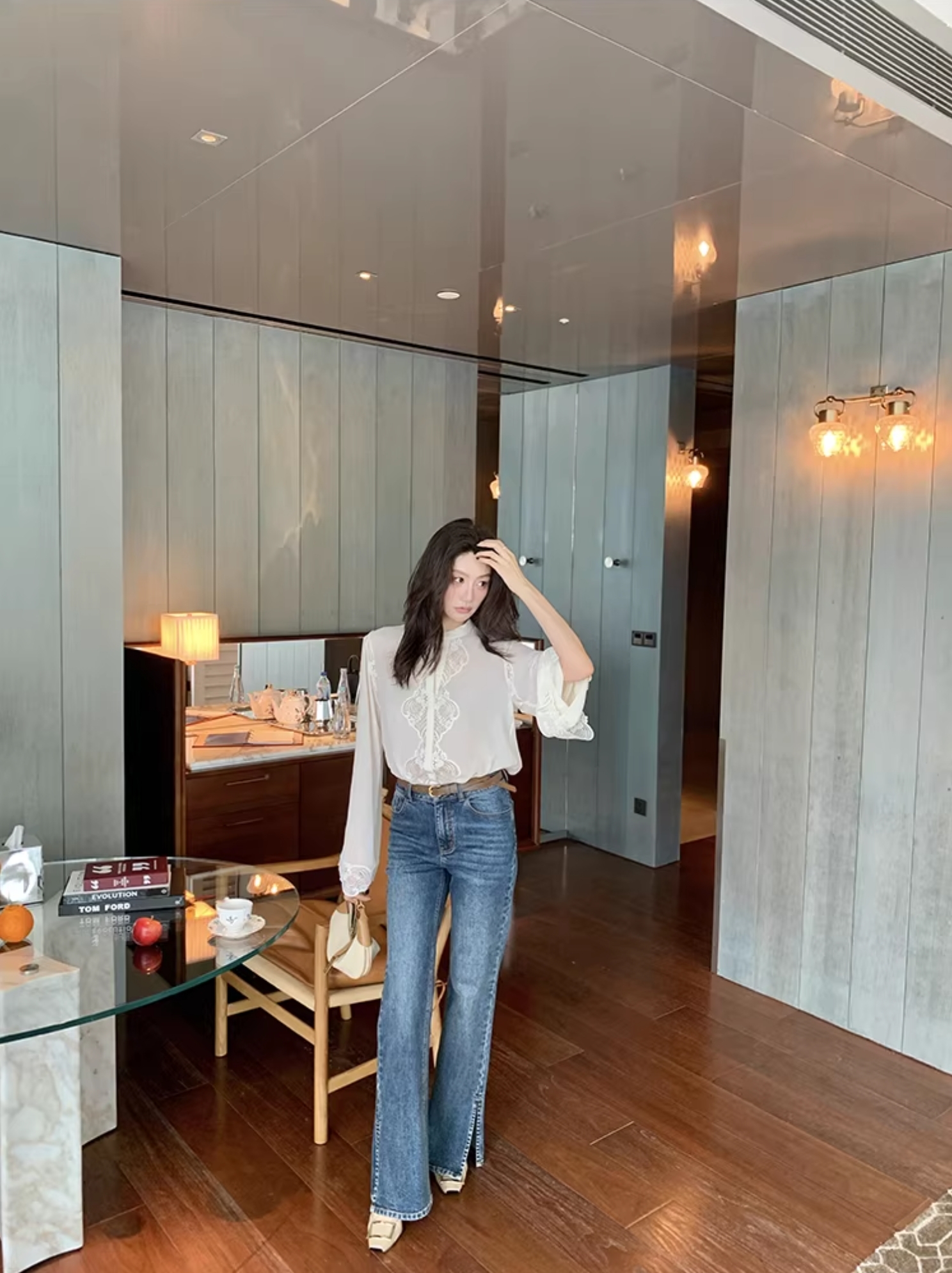 法式慵懶雲朵白蕾絲拼接翻領襯衫-S-XL (Elegant & Love)