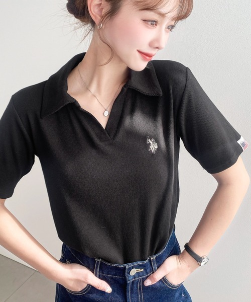 日本🇯🇵連線 Moment+ x U.S. POLO ASSN. 刺繡小V翻領短袖上衣 刺繡 翻領 V領 休閒 短袖 T恤 打底 內搭 4色(任買兩件711免運)/預購