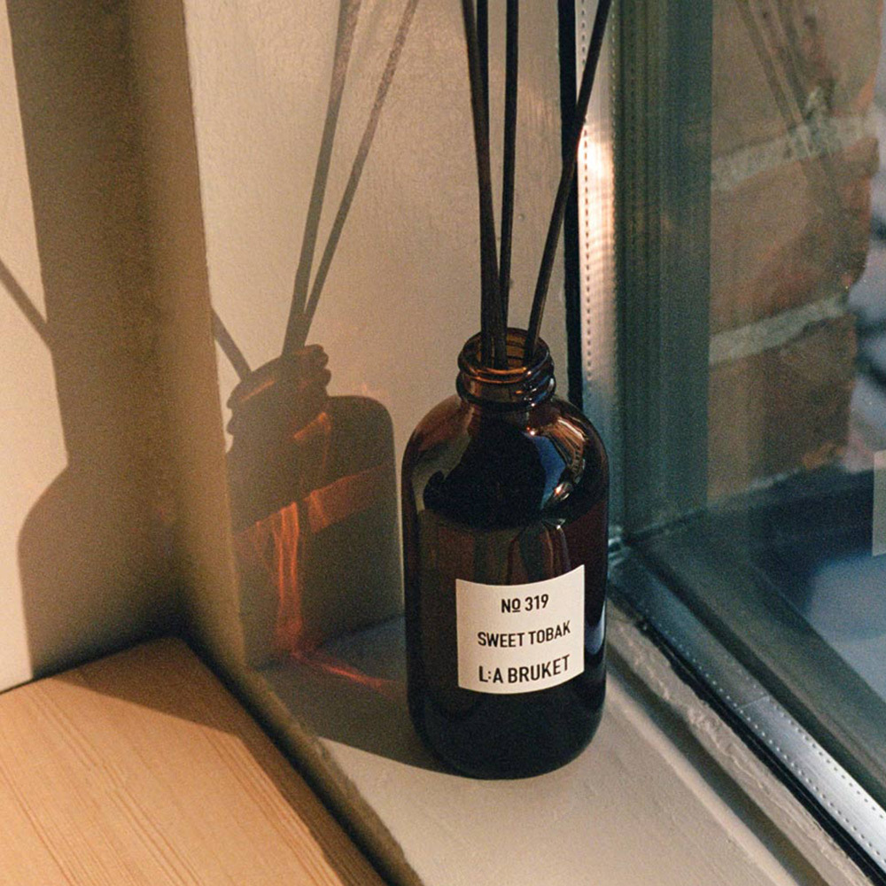 L:A BRUKET 柔馥暖菸室內香氛組 (200ml+260g)
