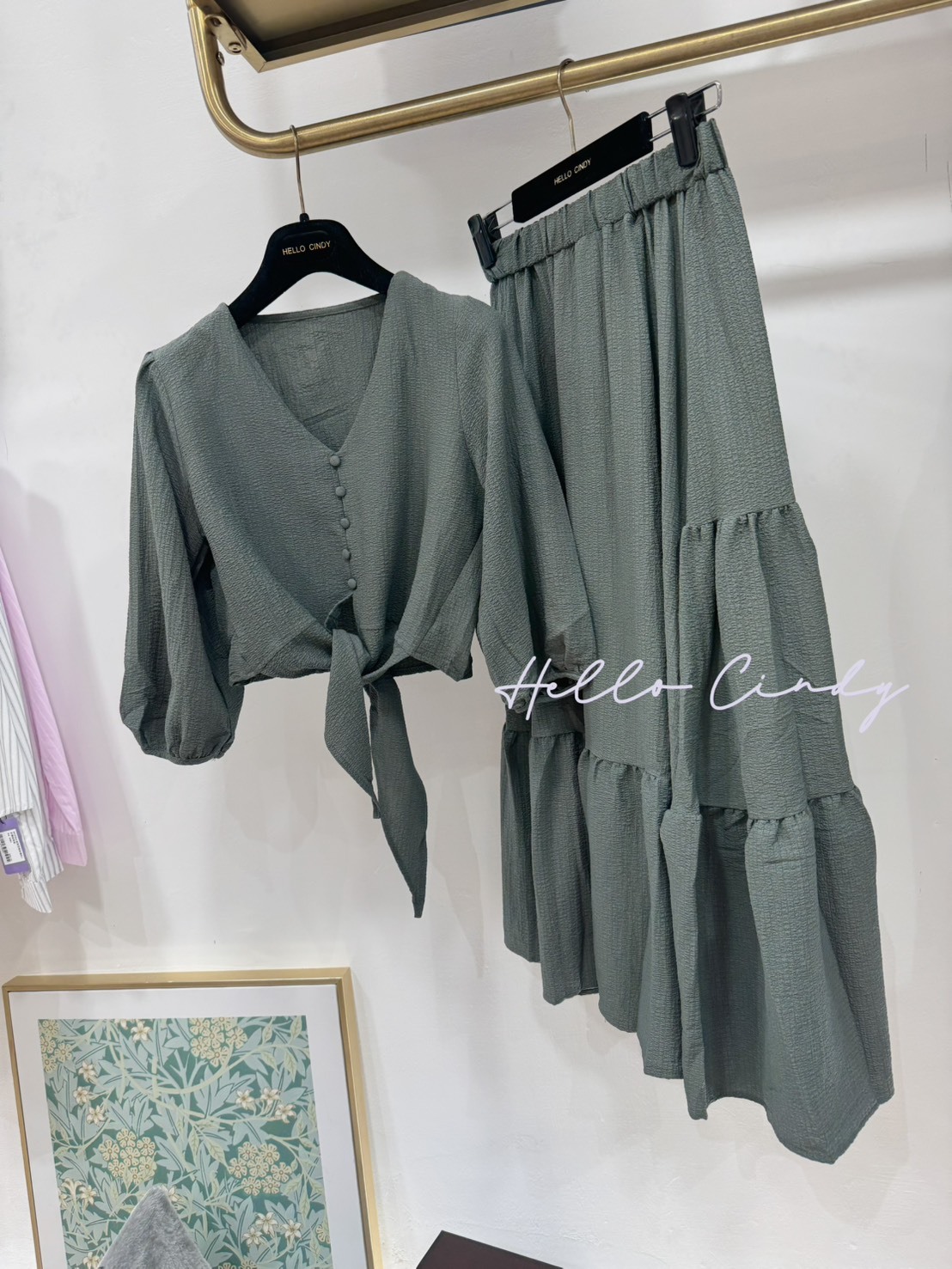 小個子的下綁帶兩件套裙裝組