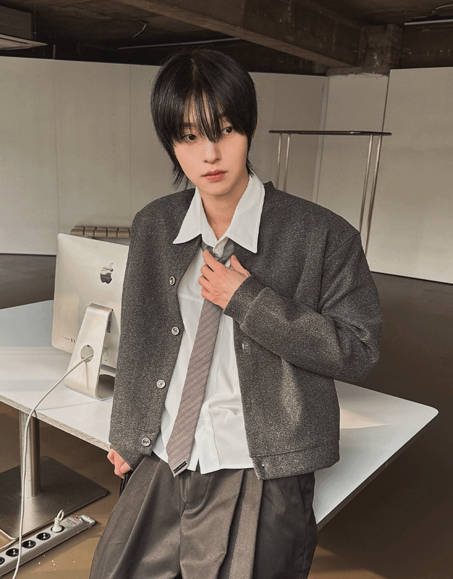 羊毛短款開襟衫