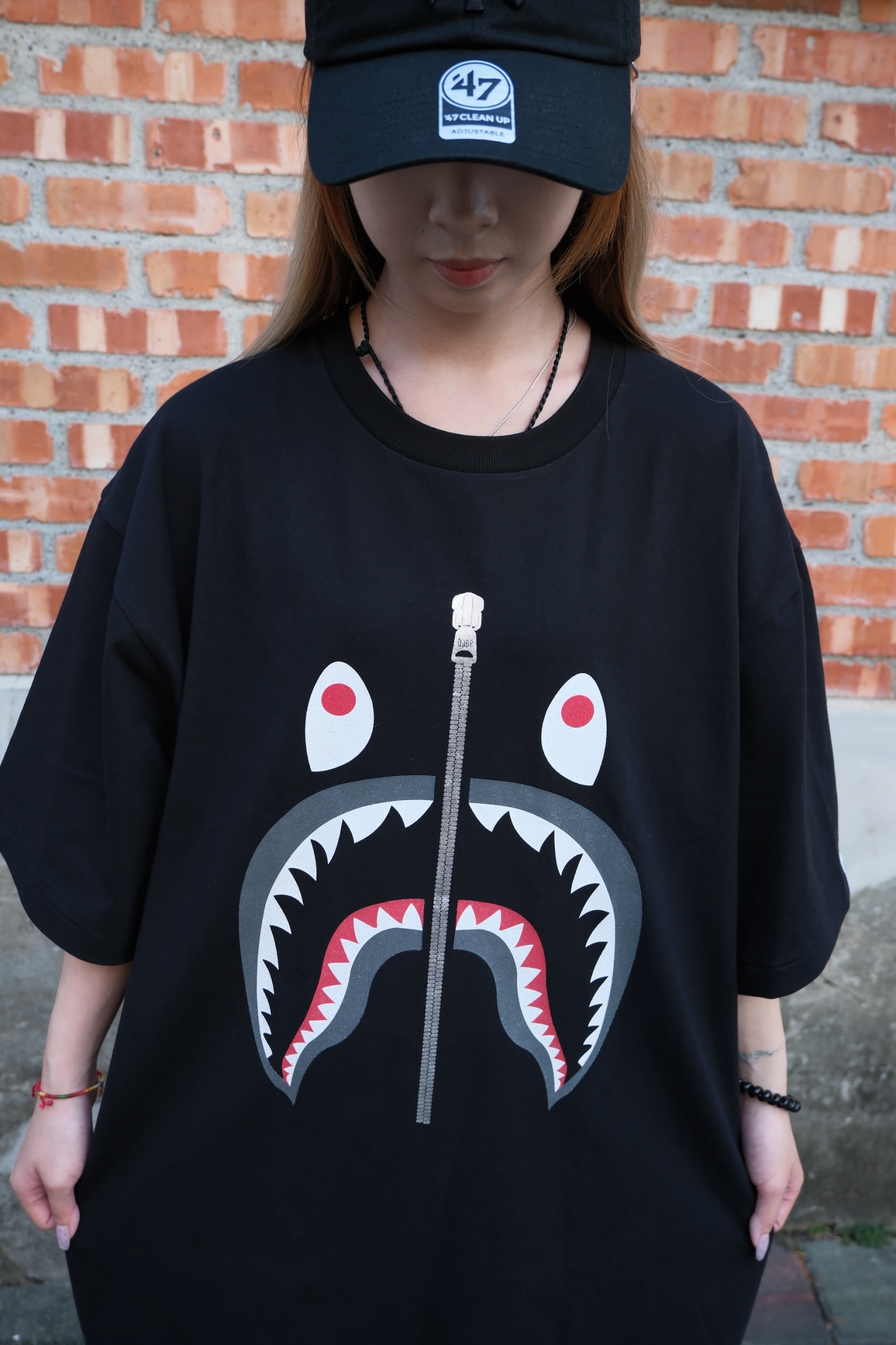 Bape 鯊魚 拉鍊 亮粉 短Tee 1M30110029