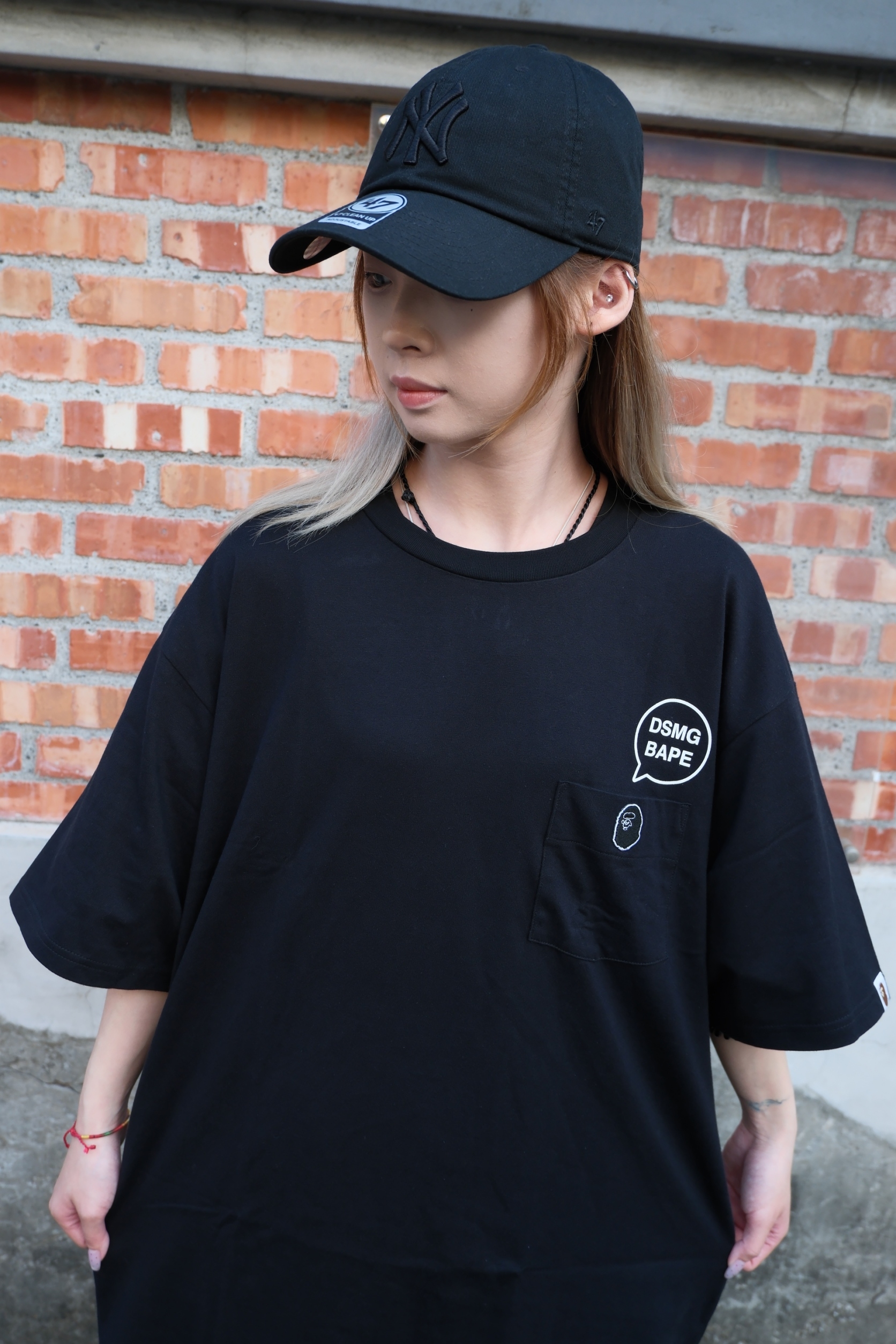 Bape X Dsmg 刺繡小猿頭 短Tee