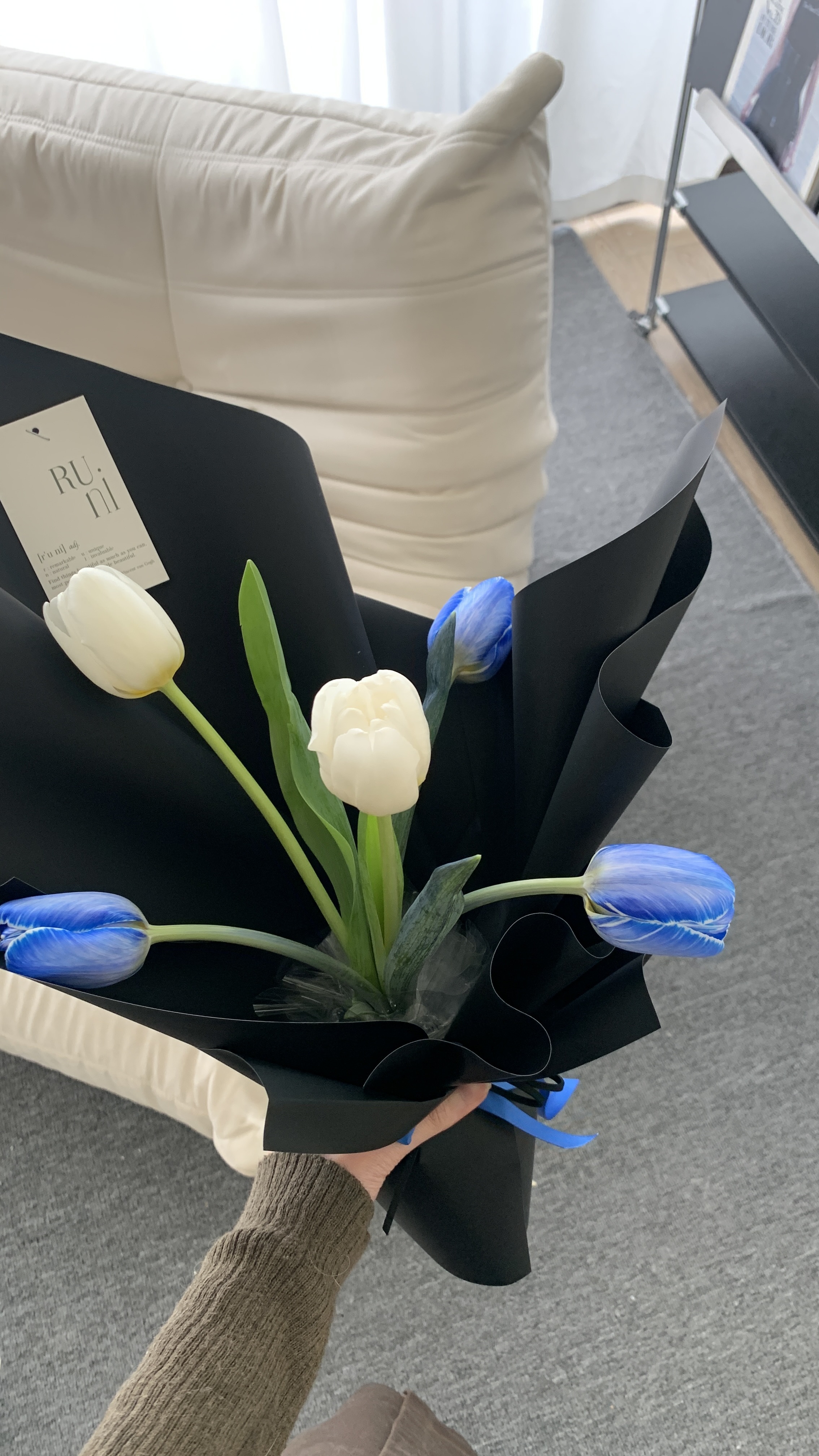 普魯士-進口藍色鬱金香鮮花花束