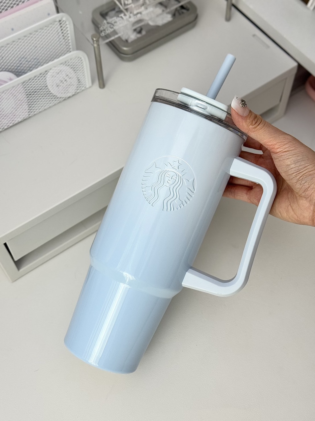 限時單個免運！STARBUCKS 星巴克 大容量 漸變藍 雙飲口 冰壩杯 900ML