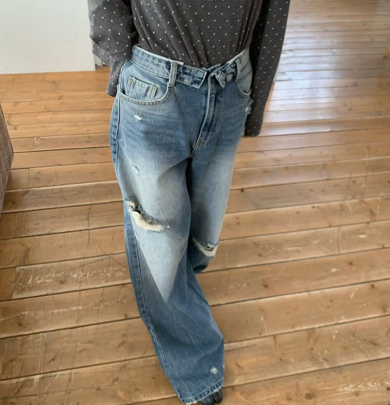 反摺破壞風牛仔寬鬆長褲