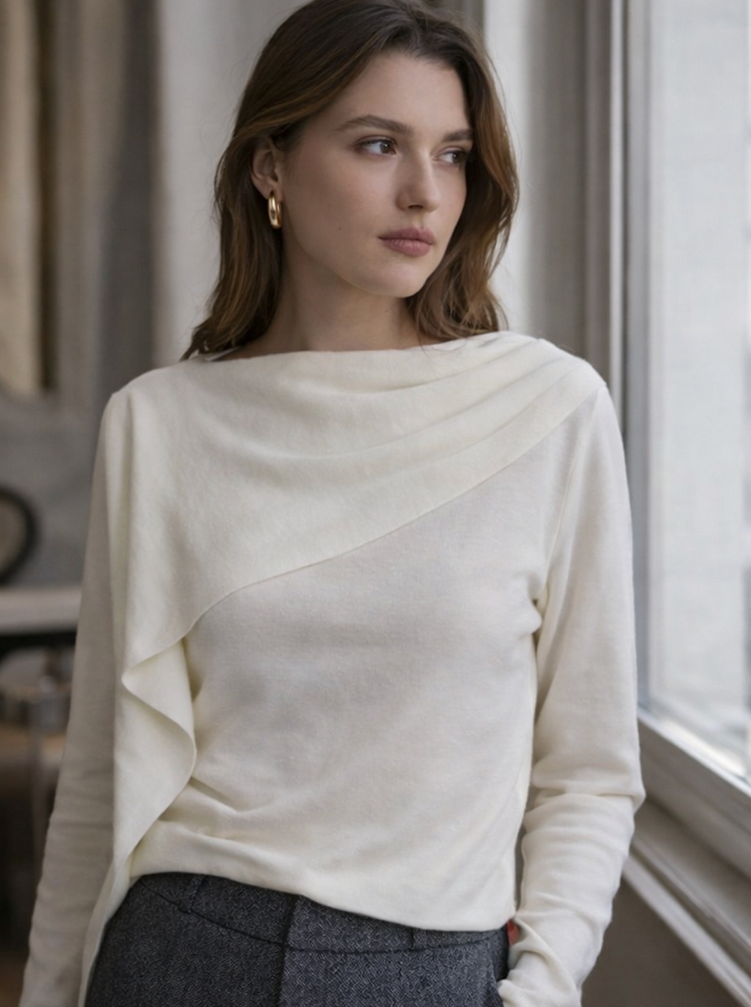 結構慵懶穿搭法：不對稱的設計感