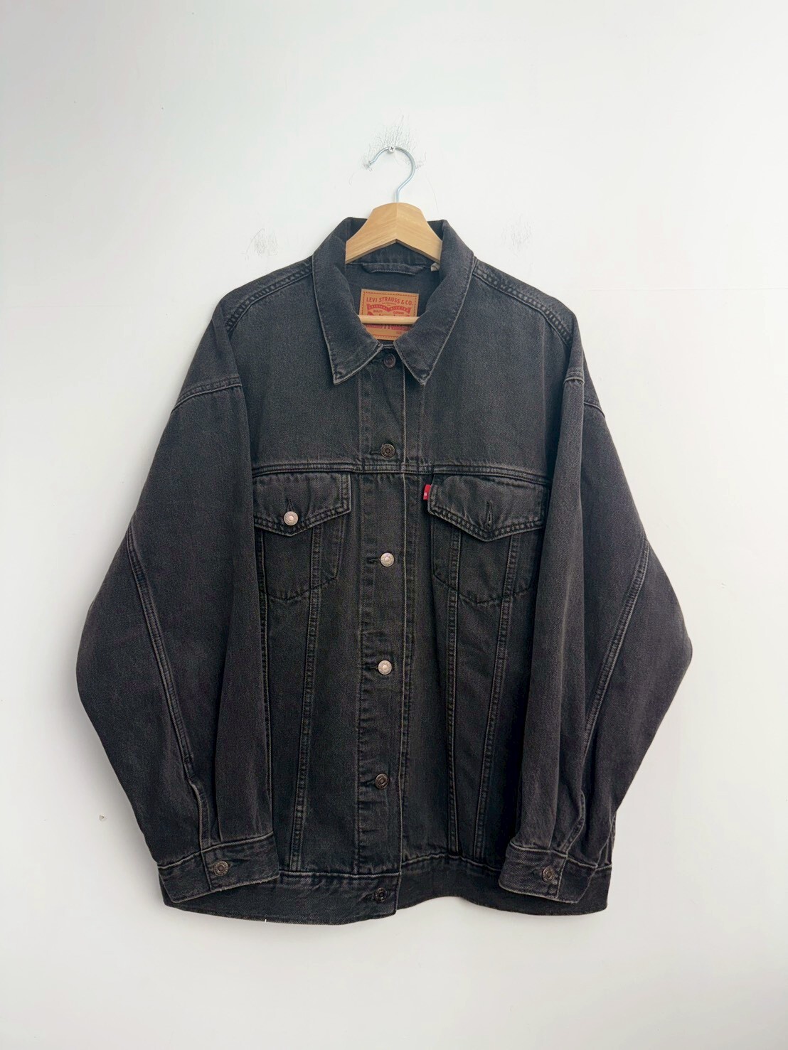 LEVI'S DENIM JACKET BLACK SIZE L