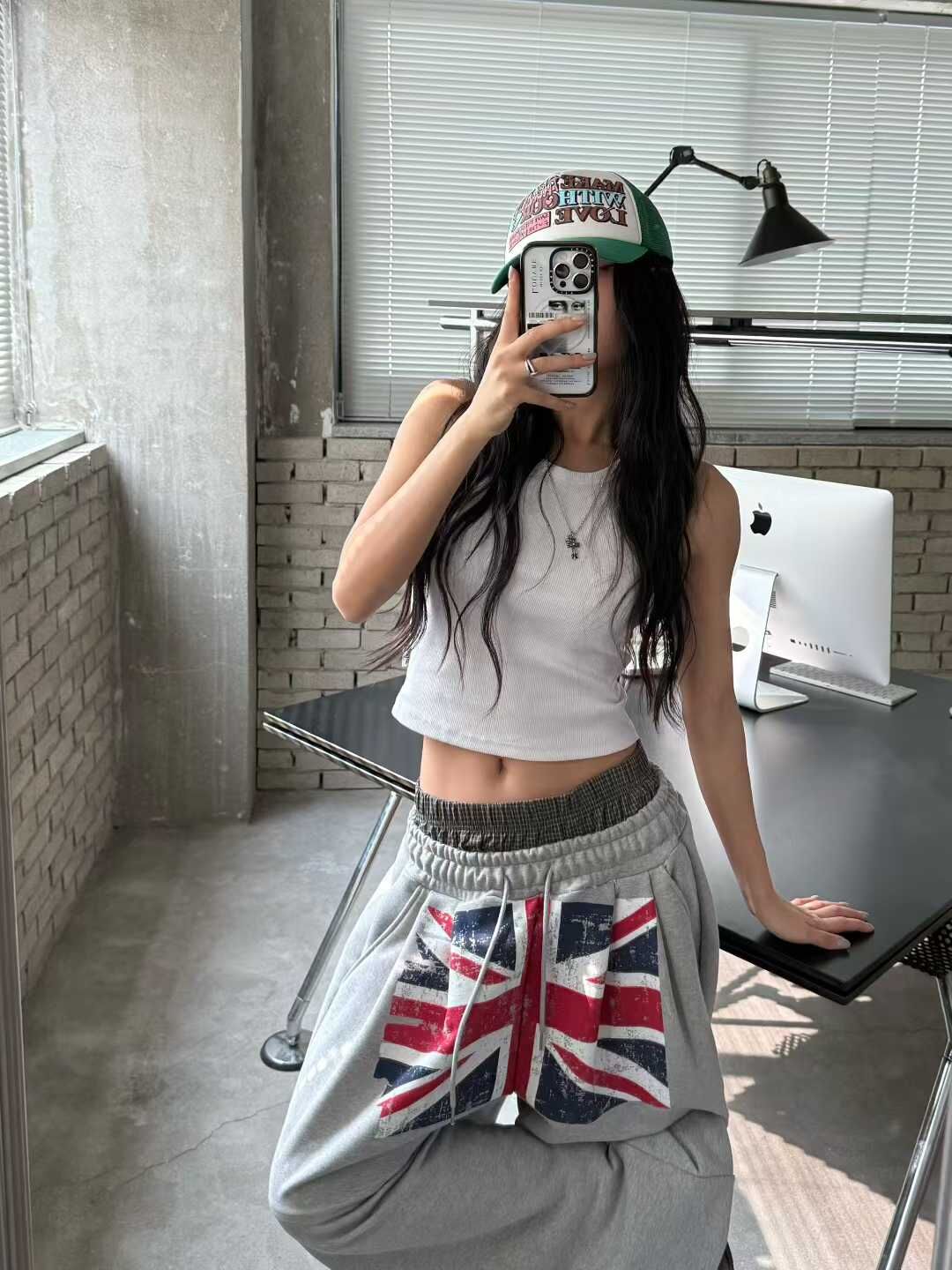 《K》雙腰頭英倫噴漆國旗棉褲