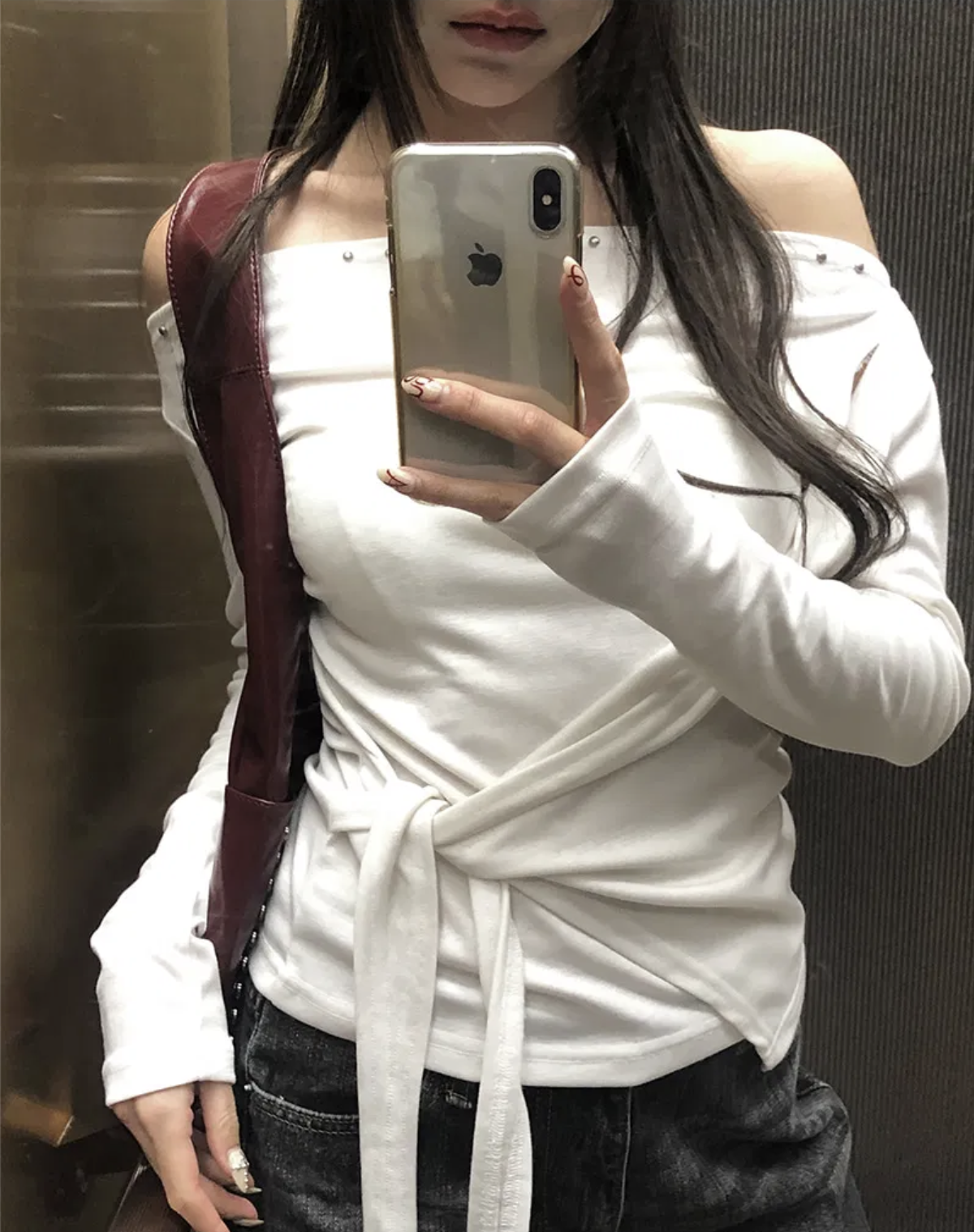 【網站限定優惠】設計感鉚釘邊腰綁結長袖上衣