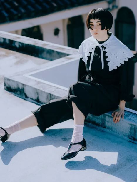 [預購]靴下屋  蕾絲網眼中筒襪