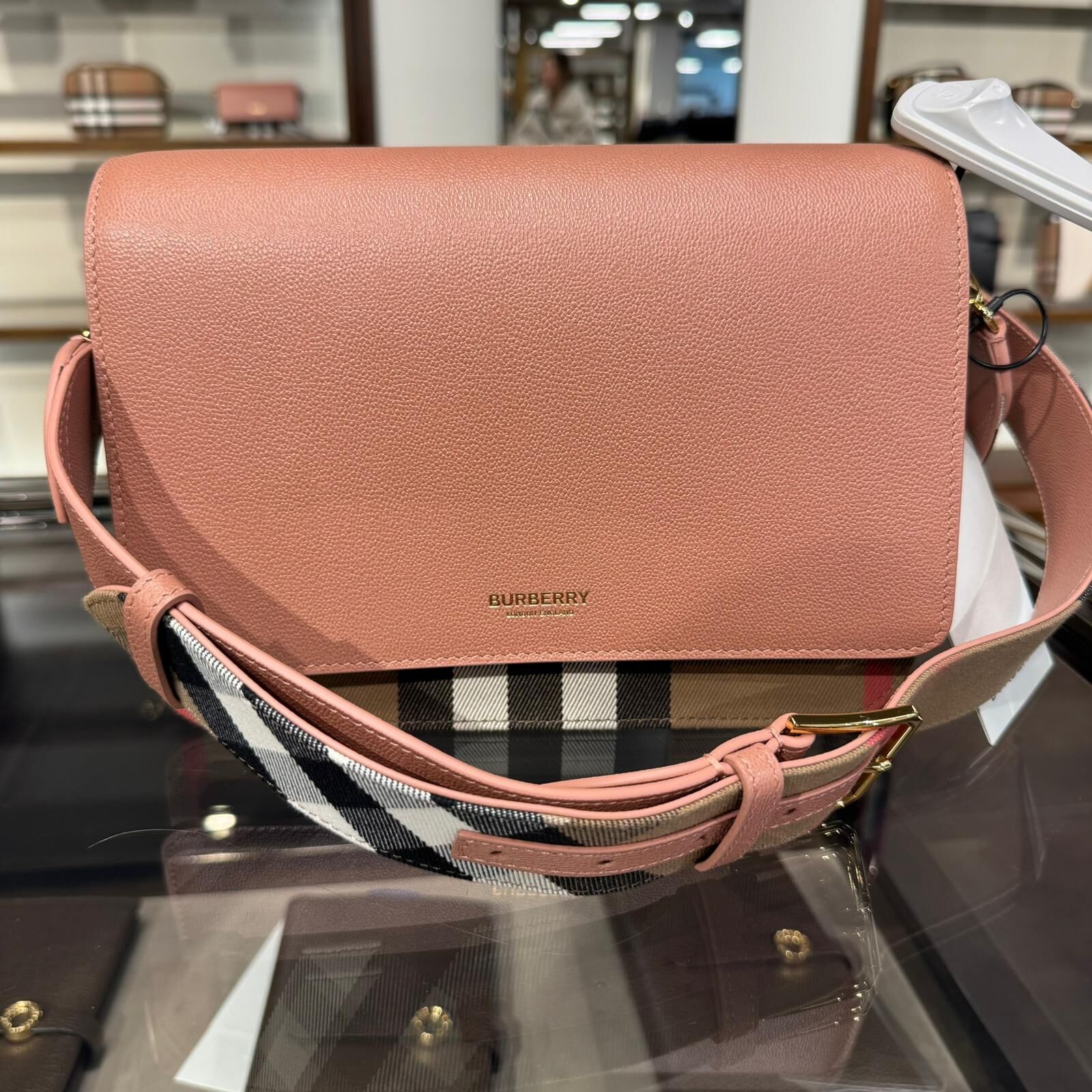 UK-GGG0302-105 手袋81133981 (A6)