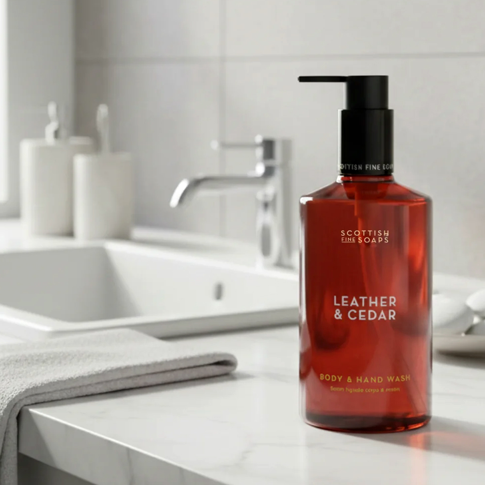 英國 Scottish Fine Soaps - 皮革雪松 沐浴露