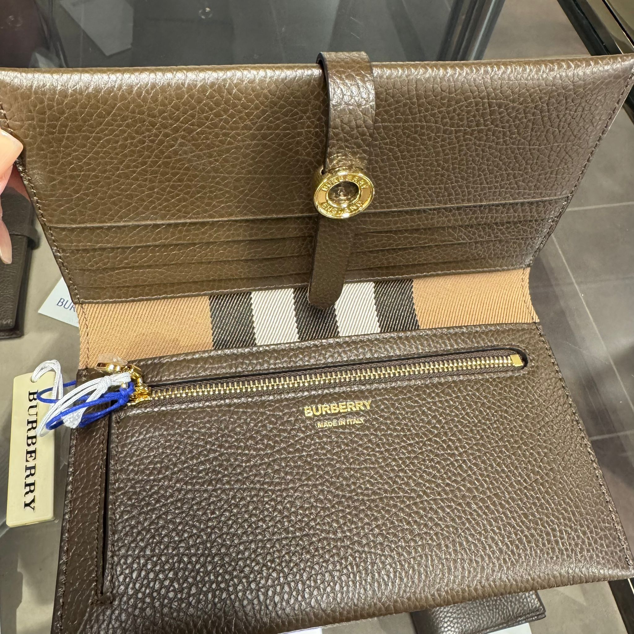 UK-GGG0302-108 長銀包 朱古力啡 81131471 (A9)