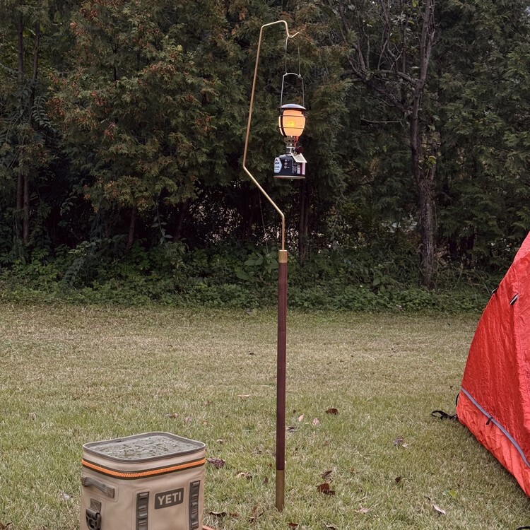 韓國 - J Unique Wood x Brandholz  J.B Pole 胡桃木黃銅燈架