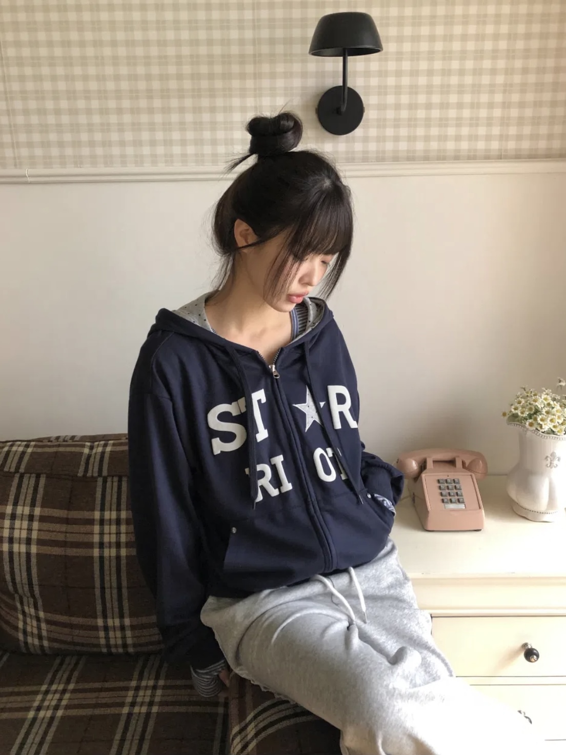 【網站限定優惠】星星內襯帽拉鍊衛衣外套