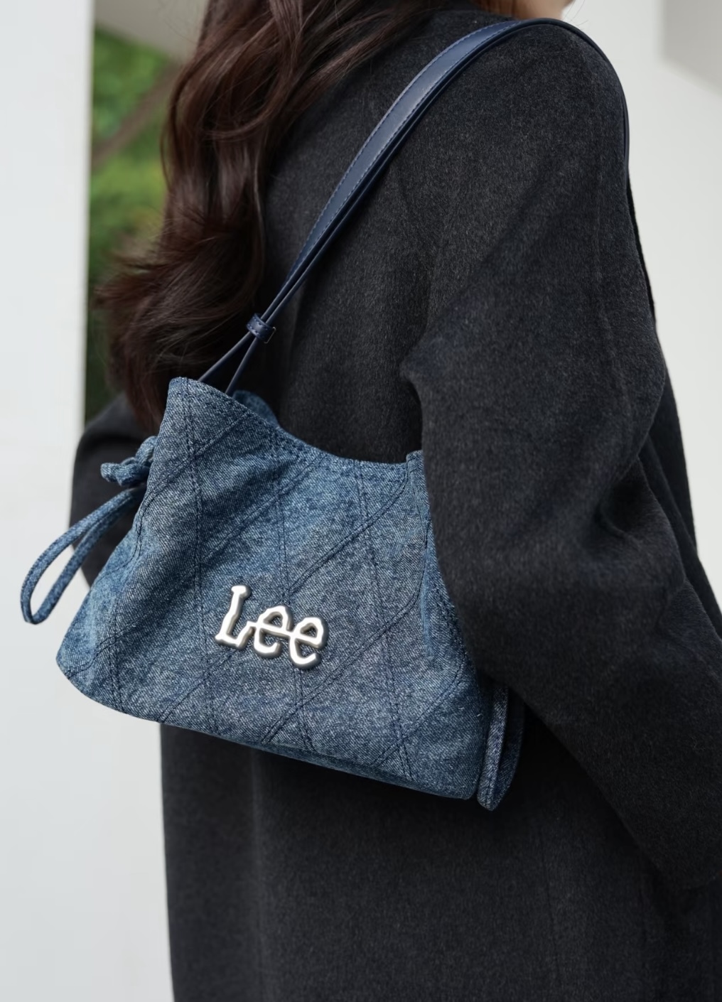 Lee 花結 小福袋包 抽繩水桶包 水洗黑