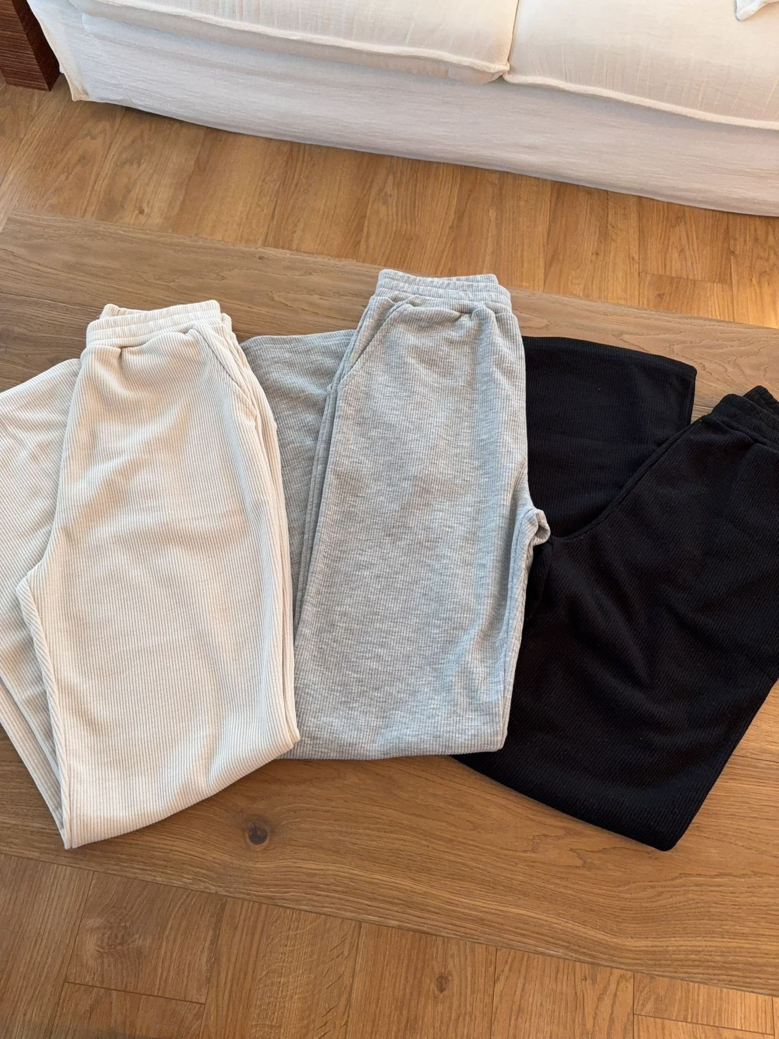 橡筋腰直腳Pants