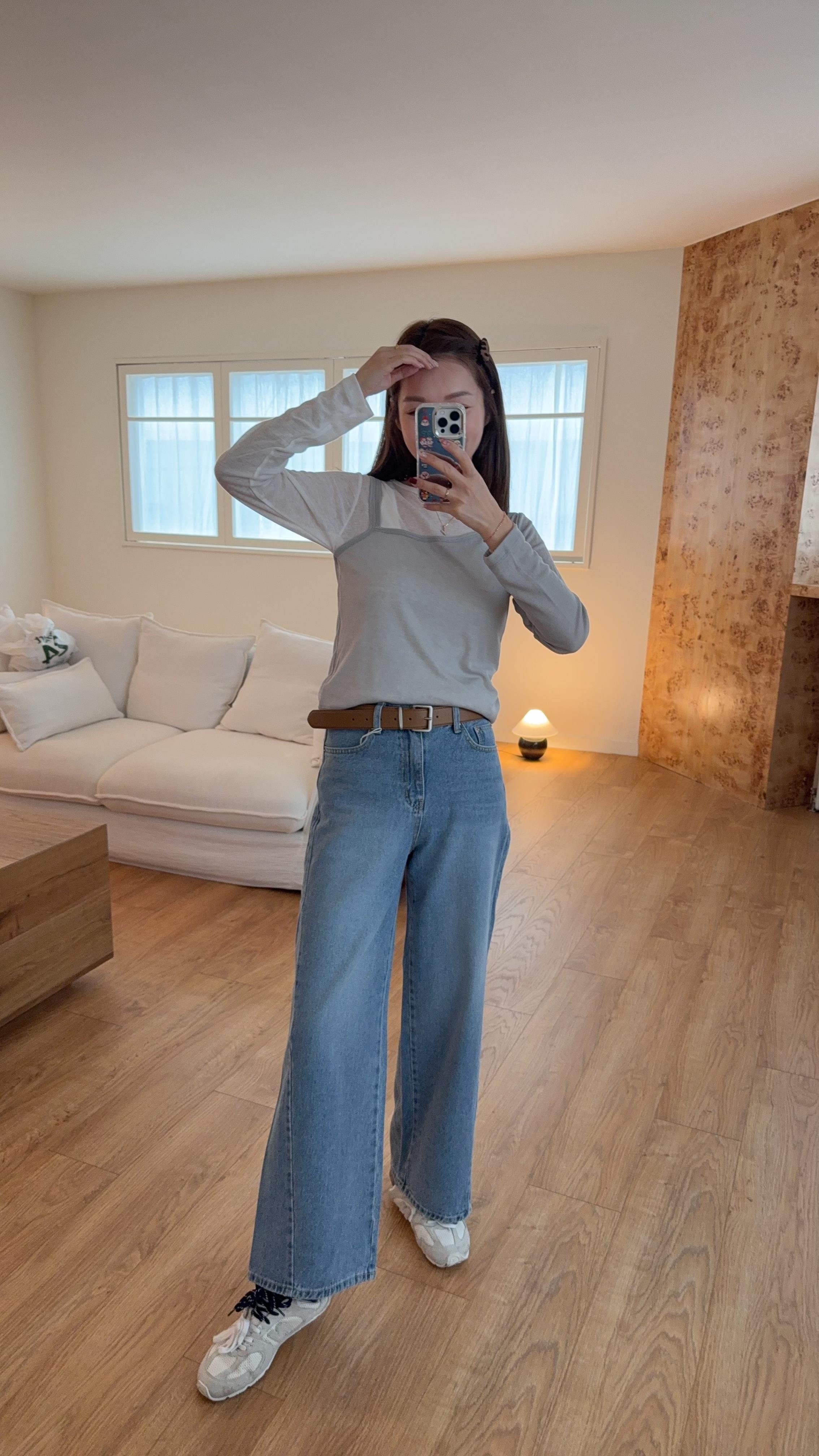 Be#917 橡筋腰闊喇叭Jeans