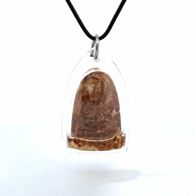 0304TW23-台灣龍宮-龍普托包框吊墜(綜合靈骨)（A23）