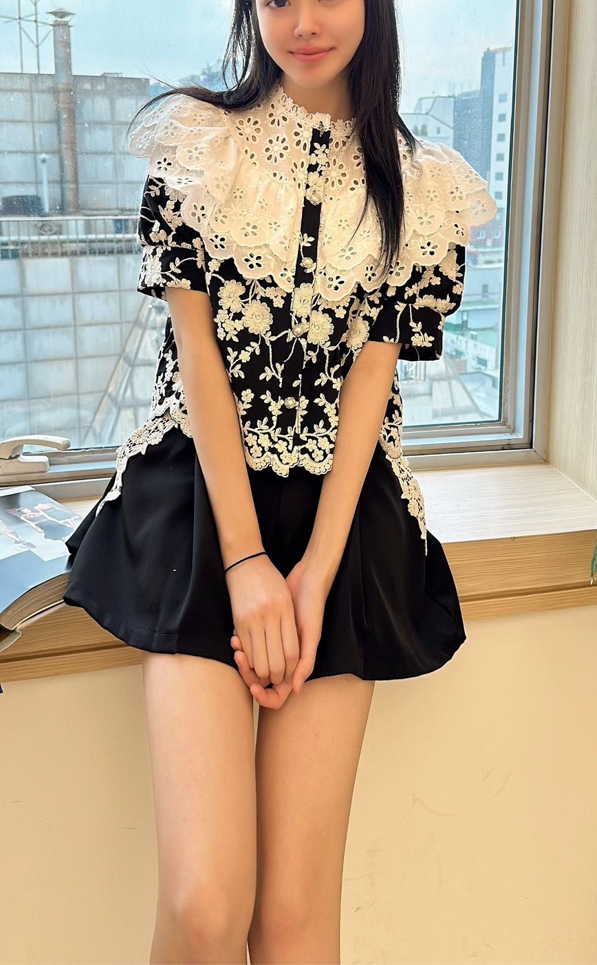 蕾絲羽翎短袖襯衫