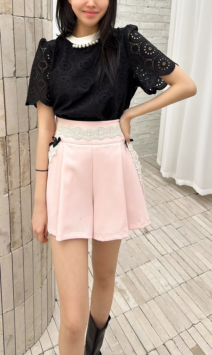 淡金蕾絲短褲